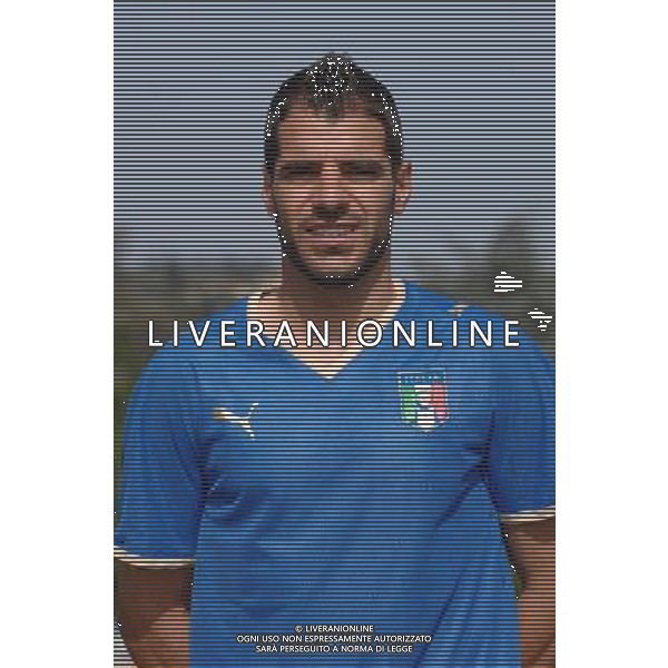 Raduno Nazionale Italiana di Calcio a Coverciano Coverciano(FI) - 27.05.2008 Nella Foto: PERROTTA SIMONE /Ph.Vitez-Ag. Aldo Liverani