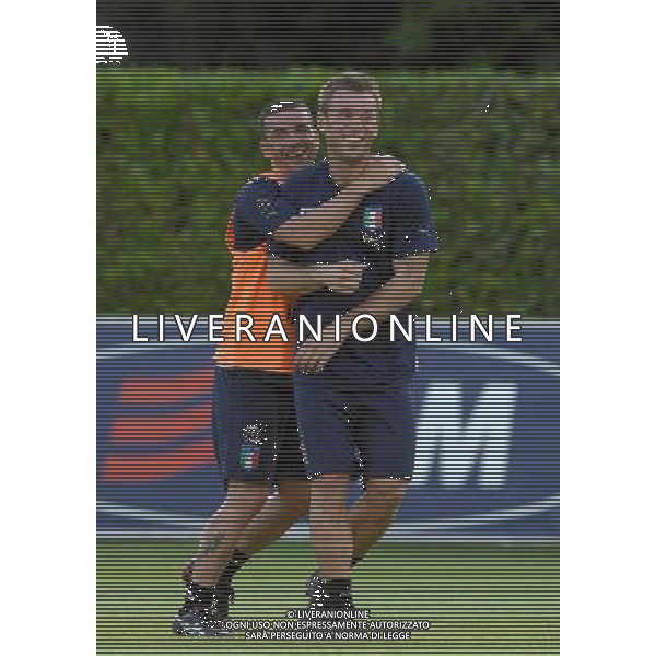 Raduno Nazionale di Calcio a Coverciano Coverciano(FI) - 27.05.2008 Nella Foto:CASSANO ANTONIO SCHERZA CON DI NATALE ANTONIO /Ph.Vitez-Ag. Aldo Liverani