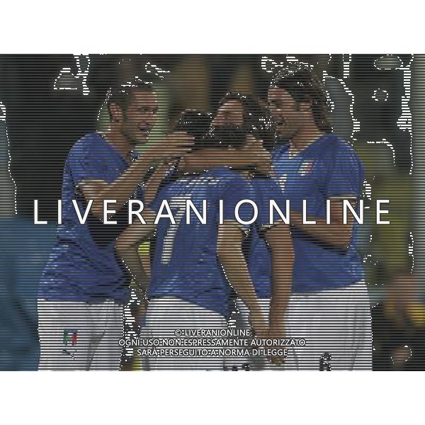 Partita Amichevole Firenze - 30.05.2008 Italia-Belgio Nella Foto: Eesultanza CAMORANESI /Ph.Luzzani-Ag. Aldo Liverani