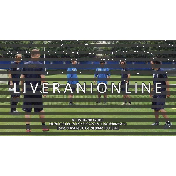 Allenamento Nazionale Italiana a Baden - 04.06.2008 Ritiro Austria Euro 2008 Nella Foto: LE DUE SQUADRE DI CALCIO TENNIS Ph.Vitez-Ag. Aldo Liverani