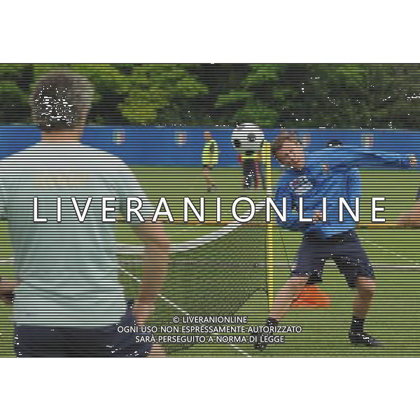 Allenamento Nazionale Italiana a Baden - 04.06.2008 Ritiro Austria Euro 2008 Nella Foto: roberto DONADONI ARBITRO DEL CALCIO TENNIS OSSERVA ANTONIO CASSANO Ph.Vitez-Ag. Aldo Liverani
