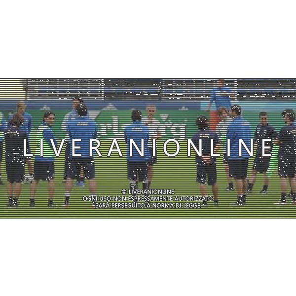 Allenamento Nazionale Italiana Baden - 05.06.2008 Nella Foto:DONADONI PARLA AL GRUPPO /Ph.Vitez-Ag. Aldo Liverani