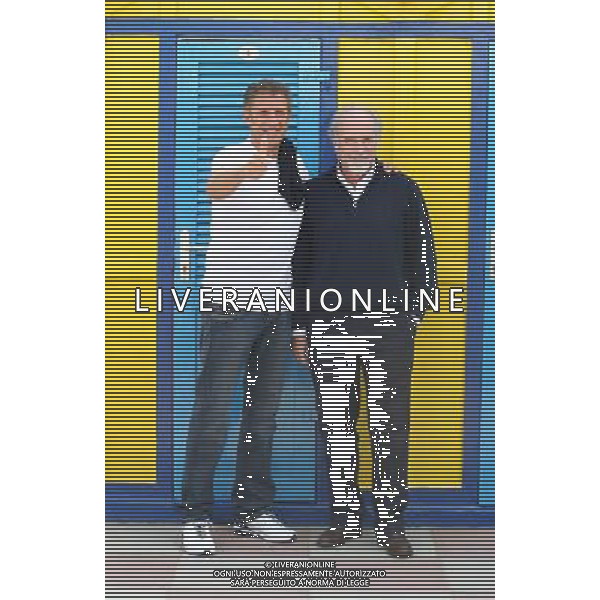RICCIONE 7 GIUGNO 2008 PRESENTAZIONE DEL PROGRAMMA \' VELINE\' CON EZIO GREGGIO E ANTONIO RICCI. NELLA FOTO: EZIO GREGGIO E ANTONIO RICCI PH FRANCESCO-AG ALDO LIVERANI
