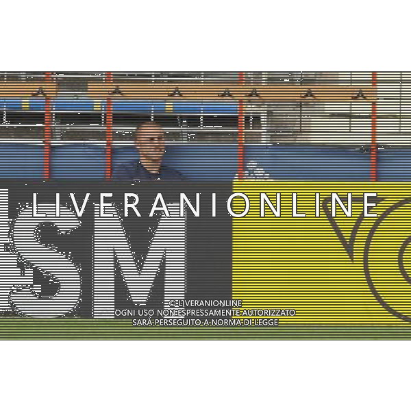 Allenamento Nazionae Italiana Baden - 06.06.2008 Nella Foto:CANNAVARO OSSERVA L\'ALLENAMENTO /Ph.Vitez-Ag. Aldo Liverani