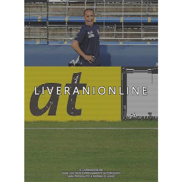 Allenamento Nazionae Italiana Baden - 06.06.2008 Nella Foto:CANNAVARO OSSERVA L\'ALLENAMENTO /Ph.Vitez-Ag. Aldo Liverani