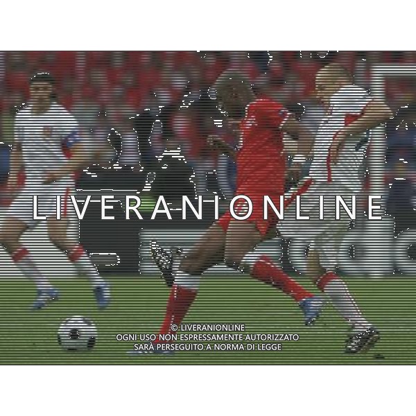 Basilea 07-06-2008 Campionati europei calcio EURO 2008 svizzera-rep. ceca 0:1 nella foto gelson fernandes e david jarolim ph marco luzzani/ag aldo liverani s.a.s.