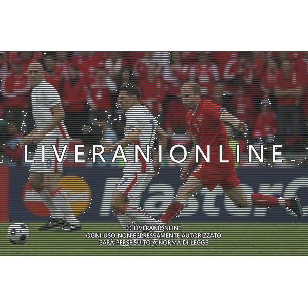 Basilea 07-06-2008 Campionati europei calcio EURO 2008 svizzera-rep. ceca 0:1 nella foto libor sionko e ludovic magnin ph marco luzzani/ag aldo liverani s.a.s.