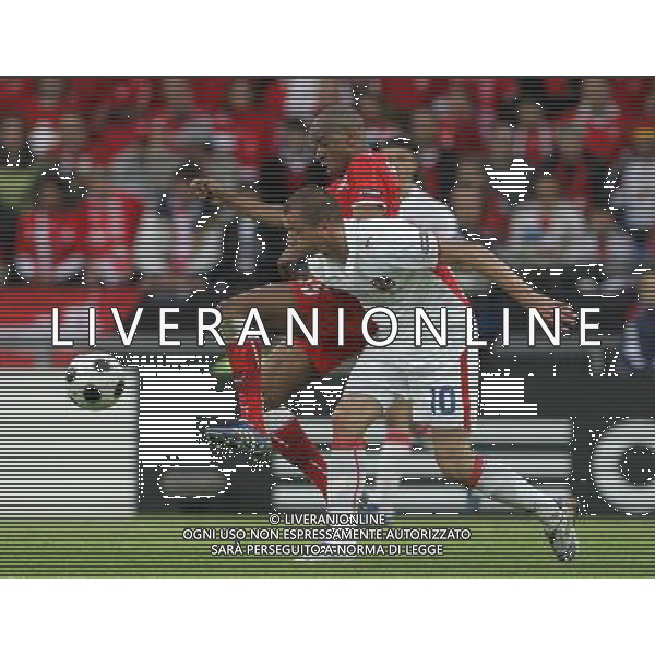 Basilea 07-06-2008 Campionati europei calcio EURO 2008 svizzera-rep. ceca 0:1 nella foto vaclav sverkos e gelson fernandes ph marco luzzani/ag aldo liverani s.a.s.
