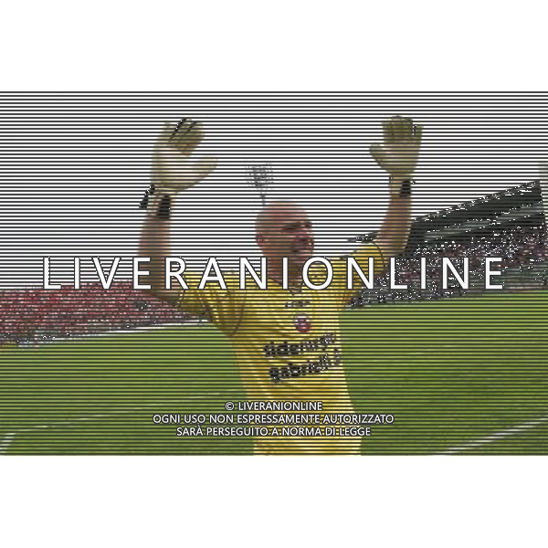 cremona 8/6/2008 ritorno finale Playoff per la promozione in serie B Cremonese-Cittadella nella foto Pierobon foto Paola Garbuio/Ag Aldo Liverani