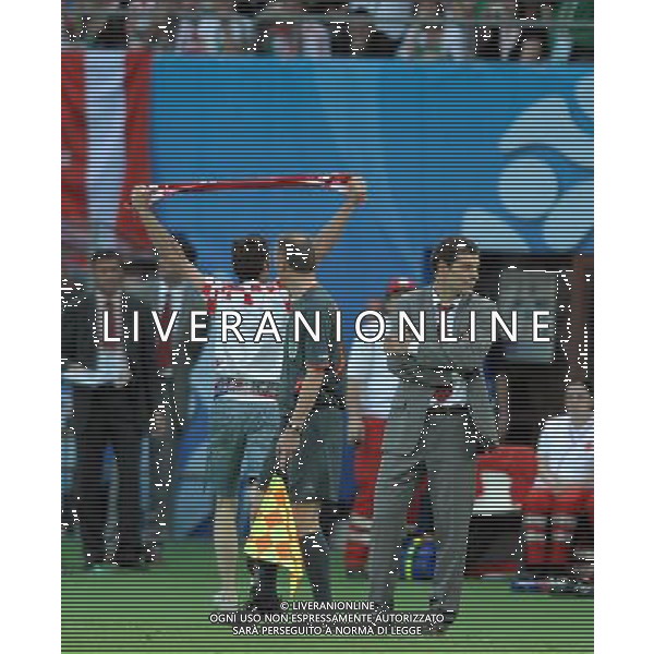 Austria-Croazia UEFA EUROPEI 2008 Gruppo B M03 Vienna - 08.06.2008 Nella Foto: INVASIONE DI CAMPO DI UN TIFOSO CROATO Ph.Vitez/Ag. Aldo Liverani