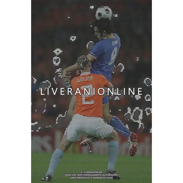 Olanda - Italia 09/06/2008 Europei 2008 nella foto OOIJER E LUCA TONI ph Luzzani/Ag. Aldo Liverani sas