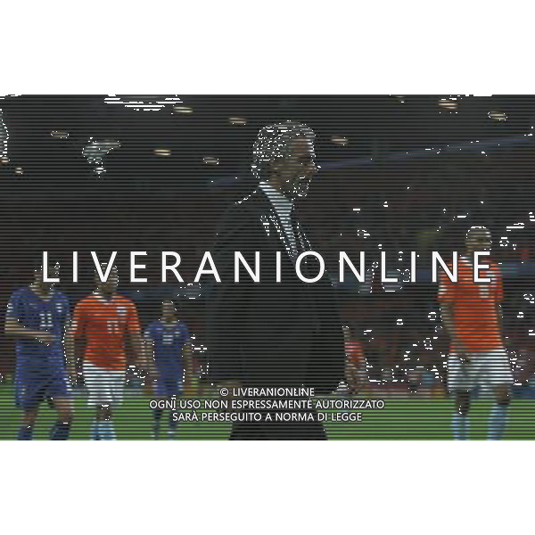 Olanda - Italia 09/06/2008 Europei 2008 nella foto LA DELUSIONE DI ROBERTO DONADONI A FINE PRIMO TEMPO ph Luzzani/Ag. Aldo Liverani sas