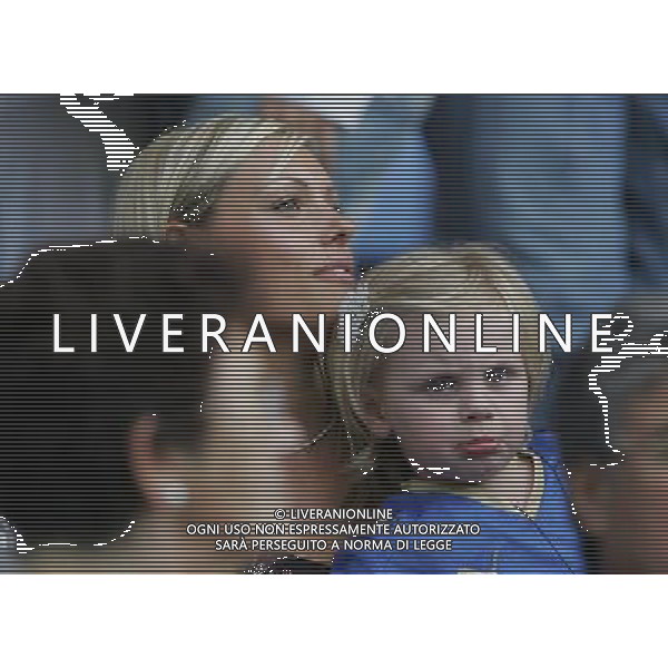 Prepartita Olanda - Italia 09/06/2008 Europei nella foto moglie e figlia di daniele de rossi in tribuna ph Luzzani/Ag. Aldo Liverani sas