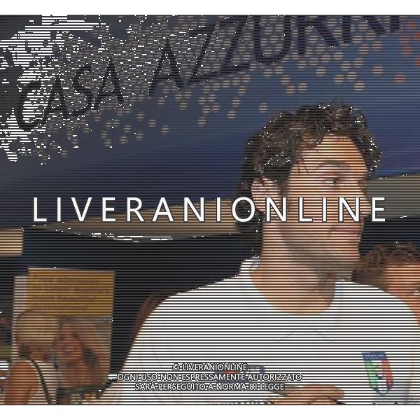 Conferenza Stampa Toni-Zambrotta-Grosso Baden - 11.06.2008 Nella Foto:TONI LUCA FIRMA AUTOGRAFI A CASA AZZURRI /Ph.Vitez-Ag. Aldo Liverani