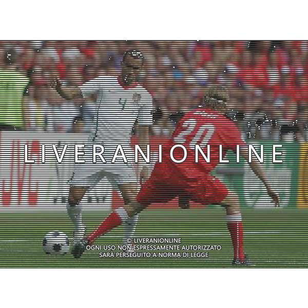 Repubblica Ceca - Portogallo 11/06/2008 Europei Svizzera nella foto bosingwa e plasil ph luzzani/Ag. Aldo Liverani Sas