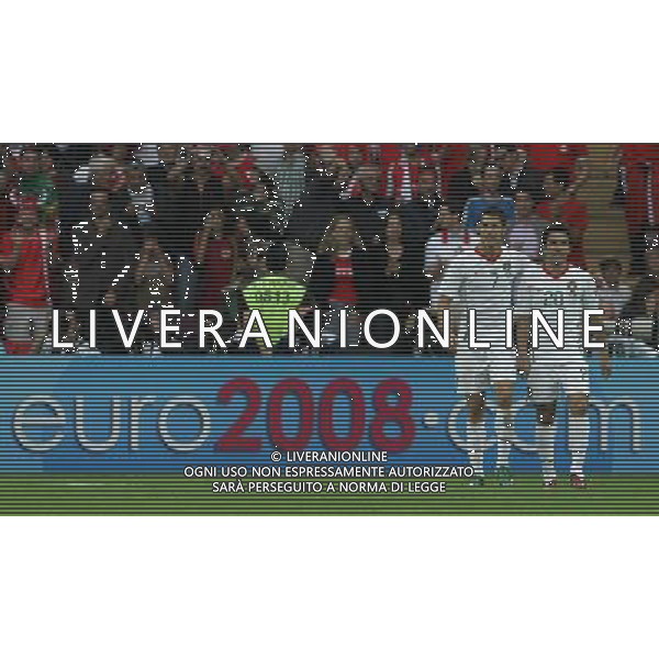 Ginevra 11-06-2008 Campionati europei calcio EURO2008 repubblica ceca-portogallo 1:3 nella foto cristiano ronaldo e deco ph marco luzzani/ag aldo liverani s.a.s.