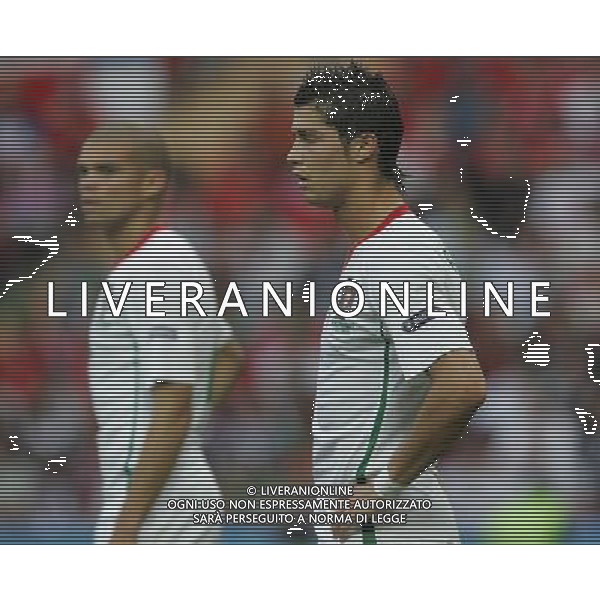 Ginevra 11-06-2008 Campionati europei calcio EURO2008 repubblica ceca-portogallo 1:3 nella foto cristiano ronaldo e pepe ph marco luzzani/ag aldo liverani s.a.s.
