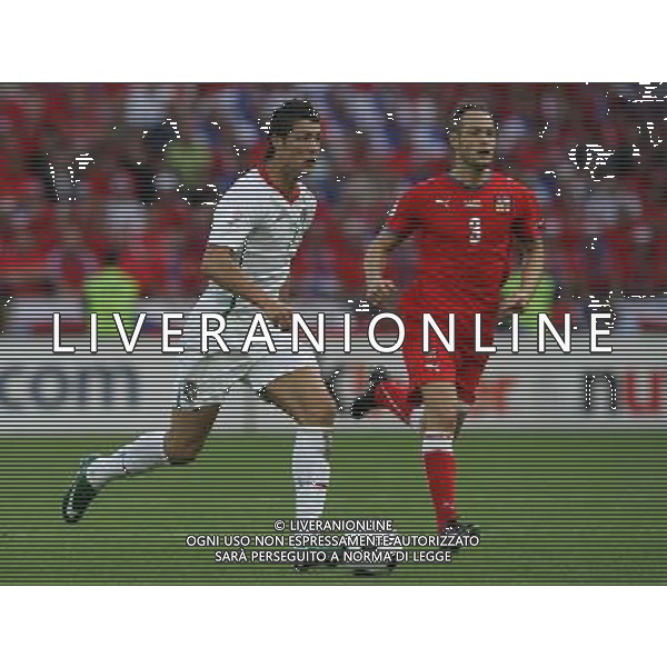 Ginevra 11-06-2008 Campionati europei calcio EURO2008 repubblica ceca-portogallo 1:3 nella foto cristiano ronaldo e jan polak ph marco luzzani/ag aldo liverani s.a.s.