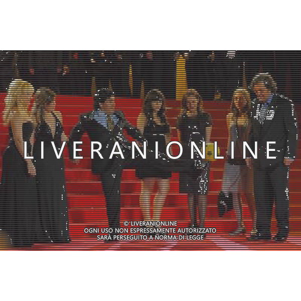 CANNES 2008 NELLA FOTO EMIR KUSTURICA DIEGO ARMANDO MARADONA CLAUDIA VILLAFANE DALMA NEREA MARADONA GIANNINA DINORAH MARADONA AG ALDO LIVERANI
