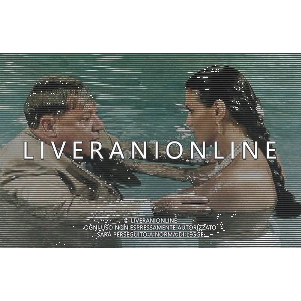FILM\'ROBA DA RICCHI\' NELLA FOTO PAOLO VILLAGGIO-SERENA GRANDI AG ALDO LIVERANI