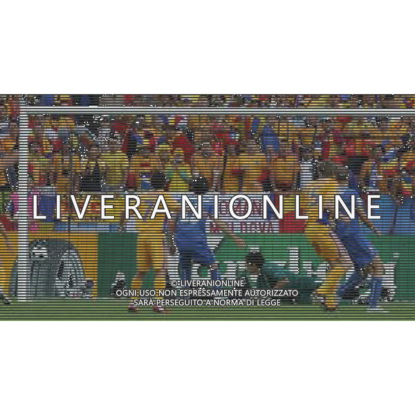 Italia-Romania UEFA EURO 2008 Gruppo C M13 Zurigo - 13.06.2008 Nella Foto: palo romania Ph.Luzzani/Ag. Aldo Liverani