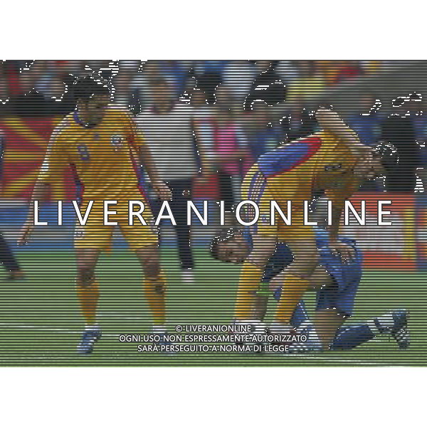 Italia-Romania UEFA EURO 2008 Gruppo C M13 Zurigo - 13.06.2008 Nella Foto: contra codrea e del piero alessandro Ph.Luzzani/Ag. Aldo Liverani