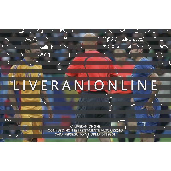 Italia-Romania UEFA EURO 2008 Gruppo C M13 Zurigo - 13.06.2008 Nella Foto: alessandro del piero e adrian mutu Ph.Luzzani/Ag. Aldo Liverani