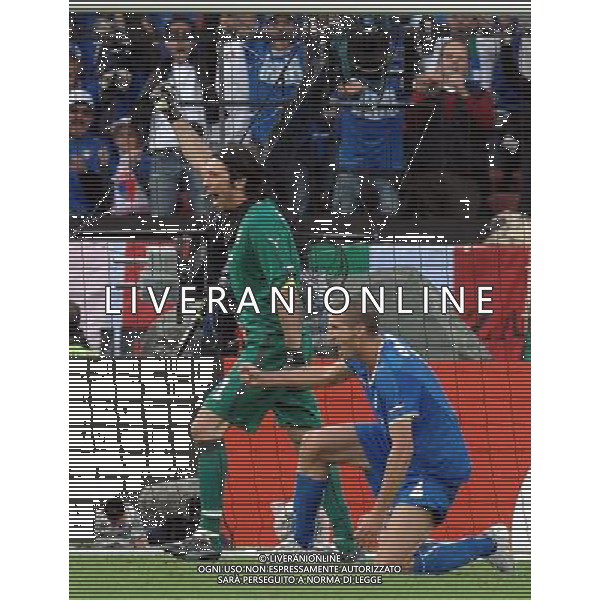 UEFA EURO 2008 Gruppo C M13 Zurigo - 13.06.2008 Italia-Romania Nella Foto:BUFFON ESULTA PER IL RIGORE PARATO /Ph.Vitez-Ag. Aldo Liverani
