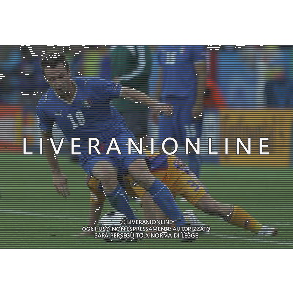 Italia-Romania UEFA EURO 2008 Gruppo C M13 Zurigo - 13.06.2008 Nella Foto: antonio cassano e rat Ph.Luzzani/Ag. Aldo Liverani