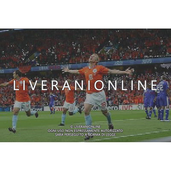 esultanza dopo il gol di Dirk KUYT - 13.06.2008 - Francia / Olanda - Europei 2008 - Berna Photo : Philippe Perusseau /Iconsport /Ag. Aldo Liverani - ITALY ONLY -