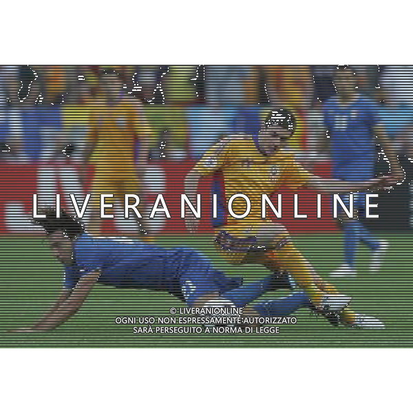 Zurigo (CH) 13-06-2008 Campionato Europeo Calcio EURO2008 italia-romania 1:1 nella foto andrea pirlo e razvan cocis ph marco luzzani/ag aldo liverani s.a.s.