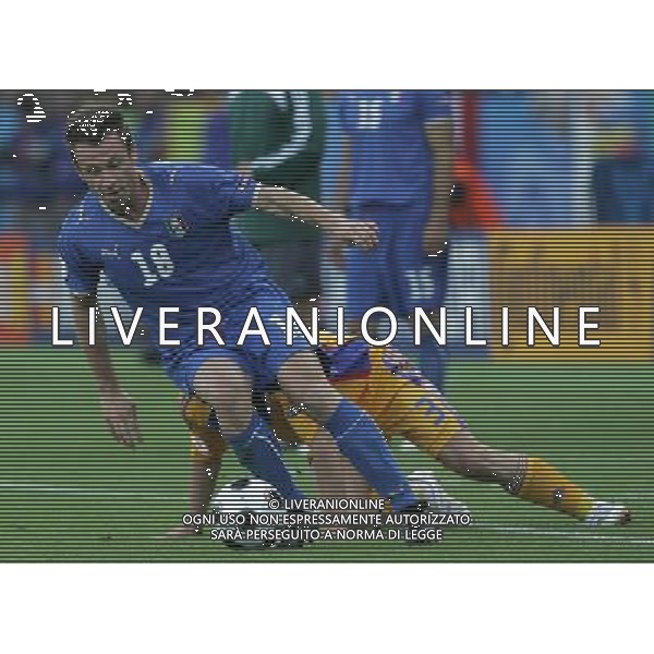 Zurigo (CH) 13-06-2008 Campionato Europeo Calcio EURO2008 italia-romania 1:1 nella foto antonio cassano e razvan rat ph marco luzzani/ag aldo liverani s.a.s.