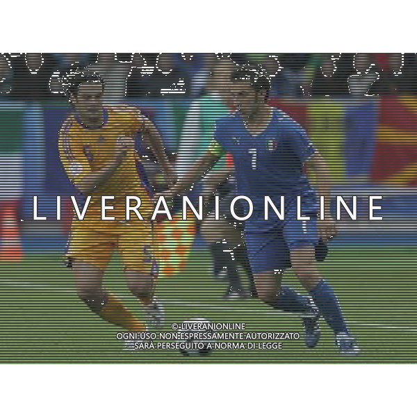 Zurigo (CH) 13-06-2008 Campionato Europeo Calcio EURO2008 italia-romania 1:1 nella foto alessandro del piero e cristian chivu ph marco luzzani/ag aldo liverani s.a.s.