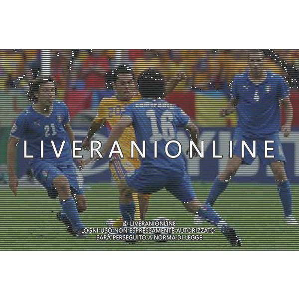 Zurigo (CH) 13-06-2008 Campionato Europeo Calcio EURO2008 italia-romania 1:1 nella foto nicolae dica, andrea pirlo e mauro german camoranesi ph marco luzzani/ag aldo liverani s.a.s.