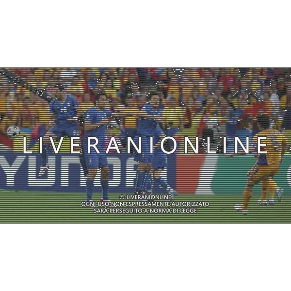 Zurigo (CH) 13-06-2008 Campionato Europeo Calcio EURO2008 italia-romania 1:1 nella foto punizione cristian chivu ph marco luzzani/ag aldo liverani s.a.s.