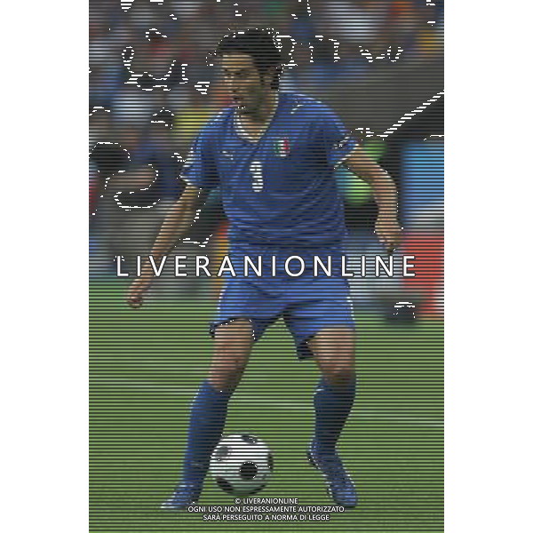 Zurigo (CH) 13-06-2008 Campionato Europeo Calcio EURO2008 italia-romania 1:1 nella foto fabio grosso ph marco luzzani/ag aldo liverani s.a.s.