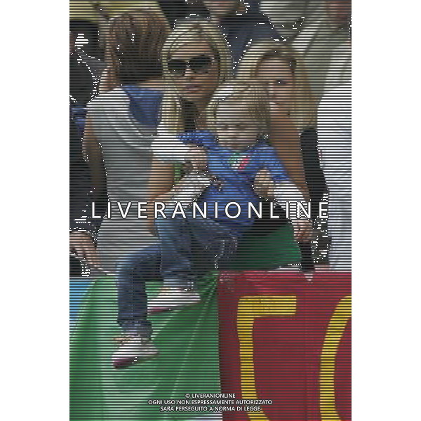 Zurigo (CH) 13-06-2008 Campionato Europeo Calcio EURO2008 italia-romania 1:1 nella foto moglie figlia di de rossi ph marco luzzani/ag aldo liverani s.a.s.