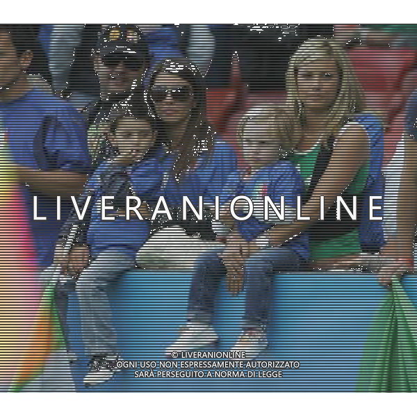 Zurigo (CH) 13-06-2008 Campionato Europeo Calcio EURO2008 italia-romania 1:1 nella foto moglie figlia di de rossi e perrotta ph marco luzzani/ag aldo liverani s.a.s.