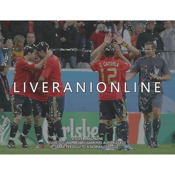 Svezia - Spagna 14/06/2008 Europei Innsbruck nella foto abbracci esultanza dopo il gol di david villa ph luzzani/Ag. Aldo Liverani Sas