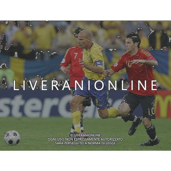 Innsbruck (AUT) 14-06-2008 Campionato europeoo calcio EURO2008 svezia-spagna 1:2 nella foto cesc fabregas, fredrickljungberg e david villa ph marco luzzani/ag aldo liverani s.p.a.