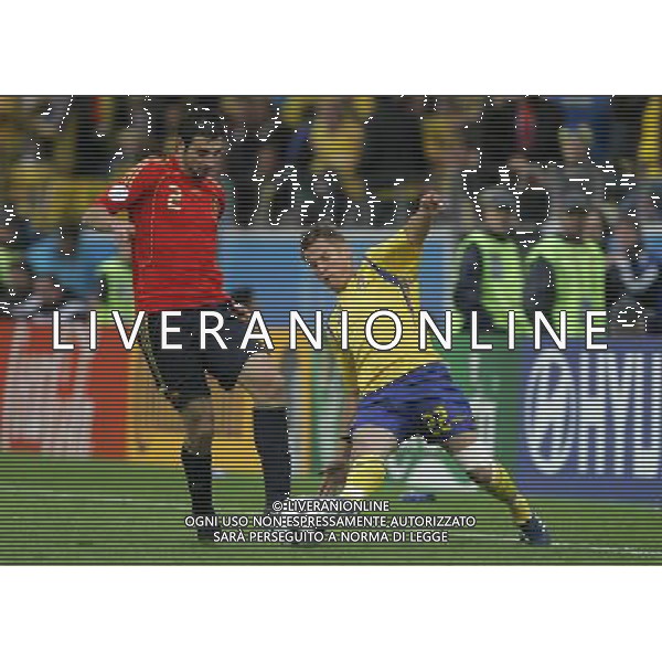 Innsbruck (AUT) 14-06-2008 Campionato europeoo calcio EURO2008 svezia-spagna 1:2 nella foto raul albiol e markus rosenberg ph marco luzzani/ag aldo liverani s.p.a.