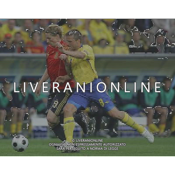 Innsbruck (AUT) 14-06-2008 Campionato europeoo calcio EURO2008 svezia-spagna 1:2 nella foto fernando torres anders svensson ph marco luzzani/ag aldo liverani s.p.a.