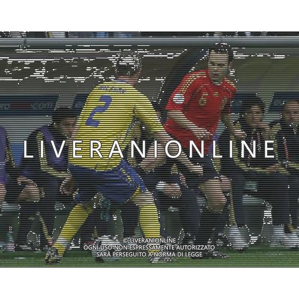 Innsbruck (AUT) 14-06-2008 Campionato europeoo calcio EURO2008 svezia-spagna 1:2 nella foto andres iniesta e mikael nilsson ph marco luzzani/ag aldo liverani s.p.a.