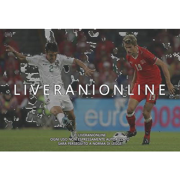 Svizzera - Portogallo 15/06/2008 Europei 2008 nella foto behrami e ferreira ph luzzani/Ag. Aldo Liverani sas