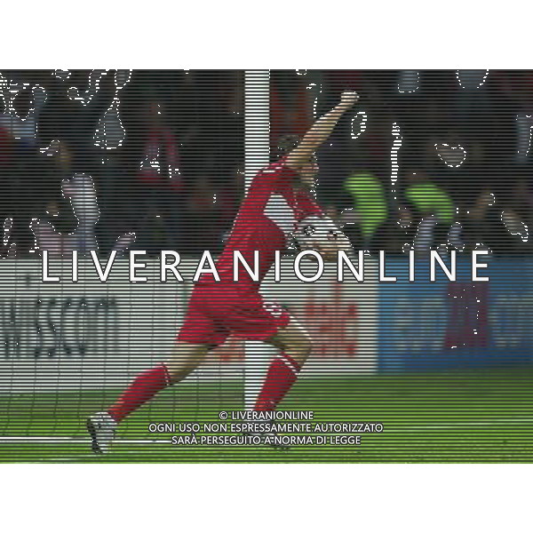 Turchia - Repubblica Ceca 3:2 15.06.2008 Europei 2008 Ginevra nella foto esultanza dopo il gol del pareggio di Nihat Kahveci del 2-2 copyright by firo sportphoto/Ag. Aldo Liverani sas - ITALY ONLY -