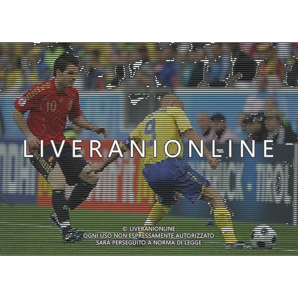 Svezia - Spagna 14/06/2008 Europei Innsbruck nella foto fabregas e ljungberg ph luzzani/Ag. Aldo Liverani Sas