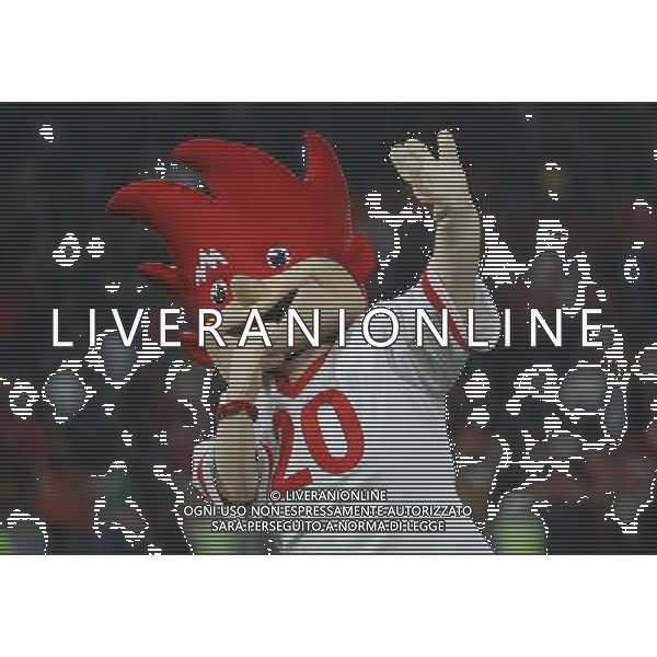 Basilea (CH) 15-06-2008 Campionato europeo calcio EURO2008 svizzera-portogallo 2:0 nella foto le mascotte trix e flix ph marco luzzani/ag aldo liverani s.a.s.