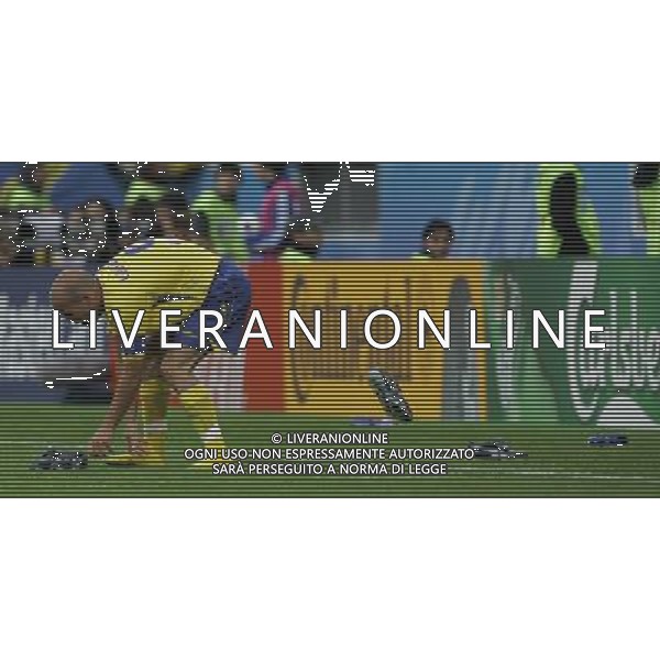 Svezia - Spagna 14/06/2008 Europei Innsbruck nella foto ljungberg cambia le scarpe ph luzzani/Ag. Aldo Liverani Sas