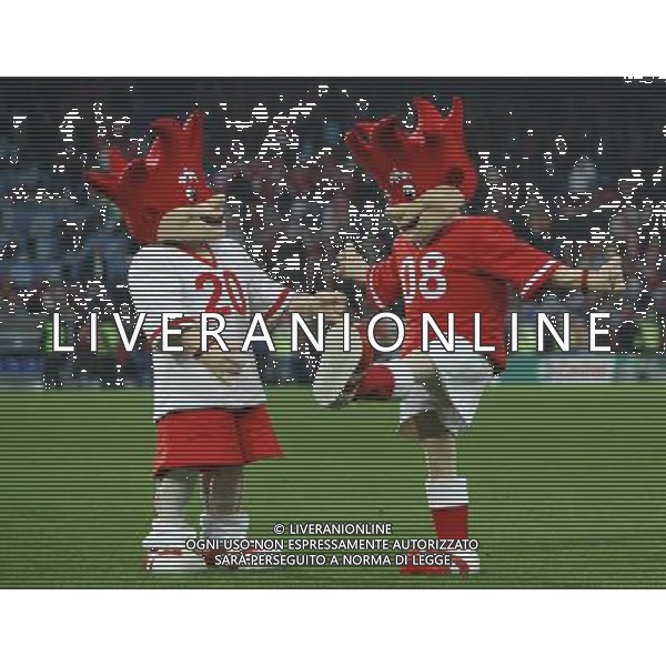 Basilea (CH) 15-06-2008 Campionato europeo calcio EURO2008 svizzera-portogallo 2:0 nella foto le mascotte trix e flix ph marco luzzani/ag aldo liverani s.a.s.