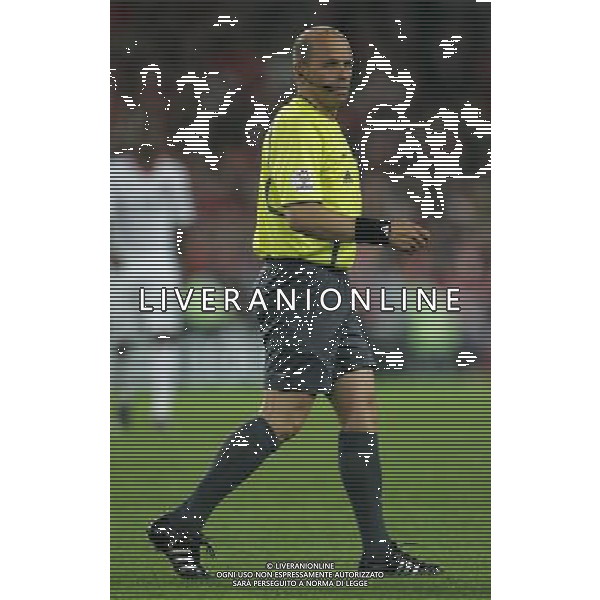 Basilea (CH) 15-06-2008 Campionato europeo calcio EURO2008 svizzera-portogallo 2:0 nella foto arbitro konrad plautz ph marco luzzani/ag aldo liverani s.a.s.